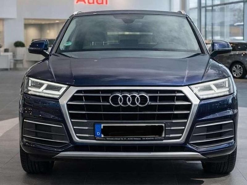 Gebraucht Audi Q5 Basis 252 PS (185 kW) 2018 Navarrablau metallic SUV