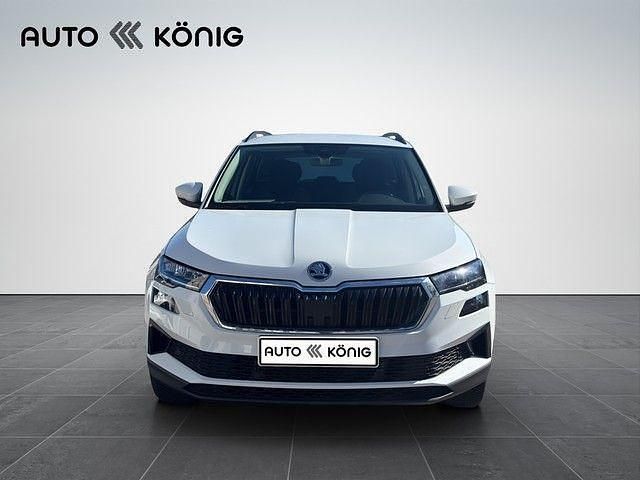 Gebraucht Skoda Karoq Selection 150 PS (110 kW) 2025 Moonweiß perleffekt SUV