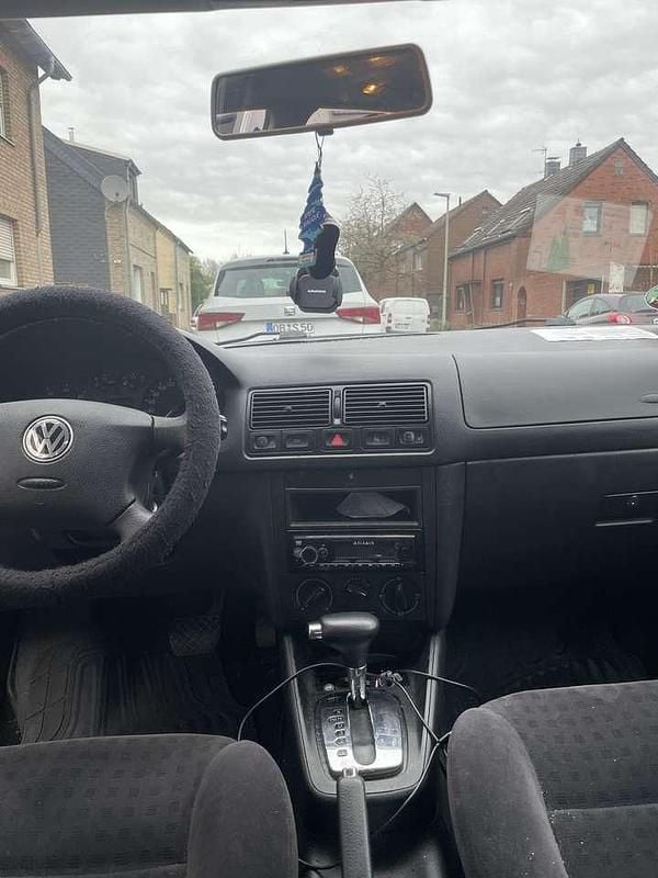 Gebraucht 2002 VW Golf Limousine | 1.850 € (Guter Preis) - Bild 1/4