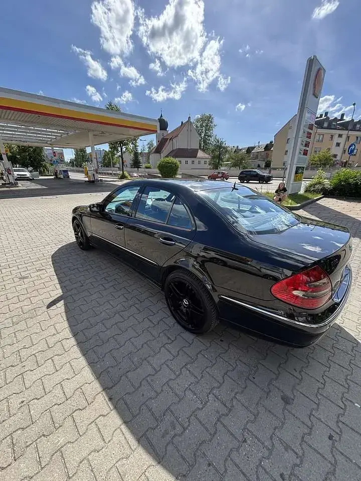 Gebraucht Mercedes E270 241 PS (177 kW) 2003