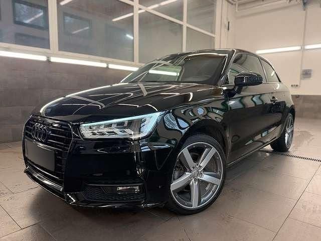 Schwarz metallic Gebraucht 2016 Audi A1 Sport Kleinwagen | 13.460 € (Fairer Preis) - Bild 1/4