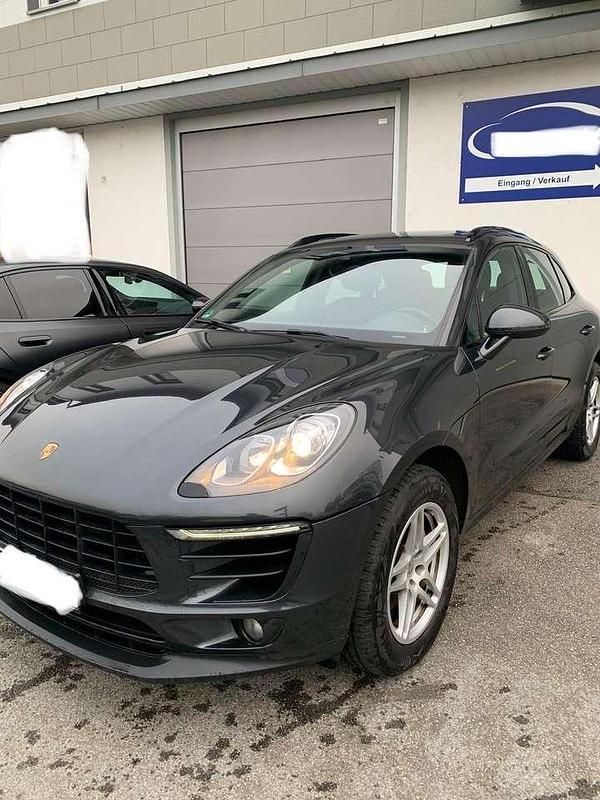 Gebraucht Porsche Macan S 258 PS (189 kW) 2015 Grau SUV