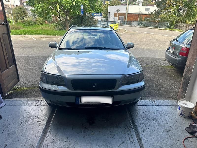 Gebraucht 2002 Volvo V70 Kombi | 700 € (Superpreis) - Bild 1/4