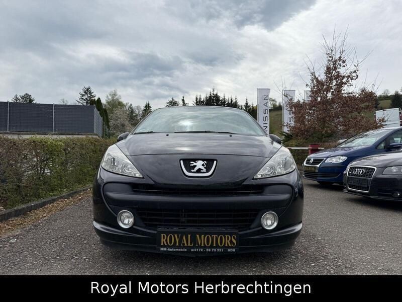 Gebraucht Peugeot 207 Urban Move 95 PS (69 kW) 2009 Schwarz Kleinwagen