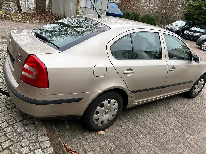 Gebraucht Skoda Octavia 102 PS (75 kW) 2005 Silber Limousine