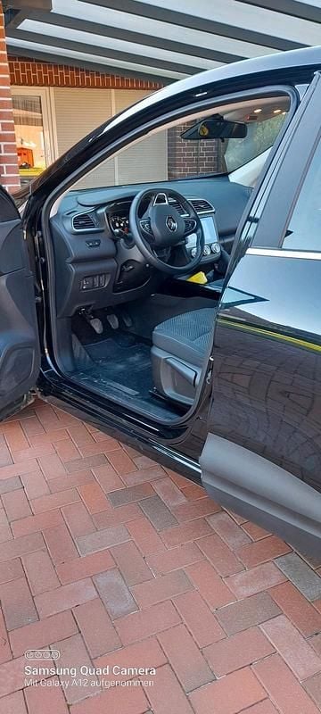 Gebraucht Renault Kadjar 150 PS (110 kW) 2021 Schwarz SUV