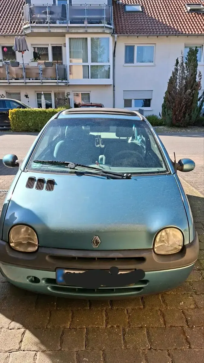 Second-hand Renault Twingo 75 CP (55 kW) 2007 Albastru Hatchback