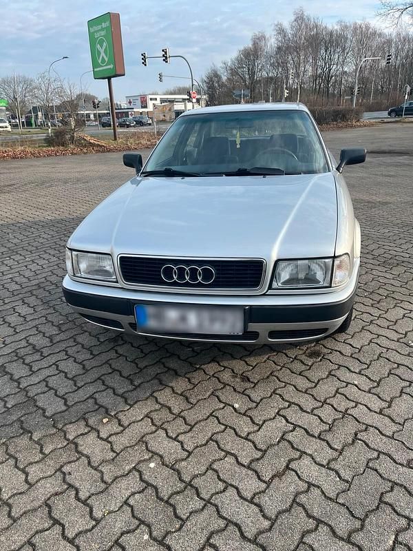 Gebraucht Audi 80 90 PS (66 kW) 1993 Silber Limousine