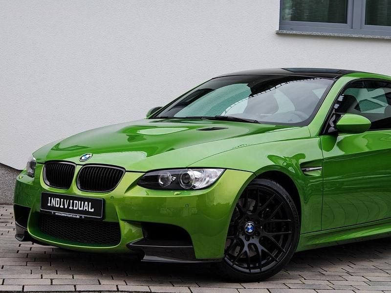 Grün Gebraucht 2013 BMW M3 Performance Coupé | 78.800 € - Bild 1/4