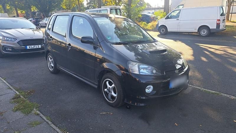 Schwarz Gebraucht 2005 Daihatsu YRV Van / Kleinbus | 1.500 € - Bild 1/3