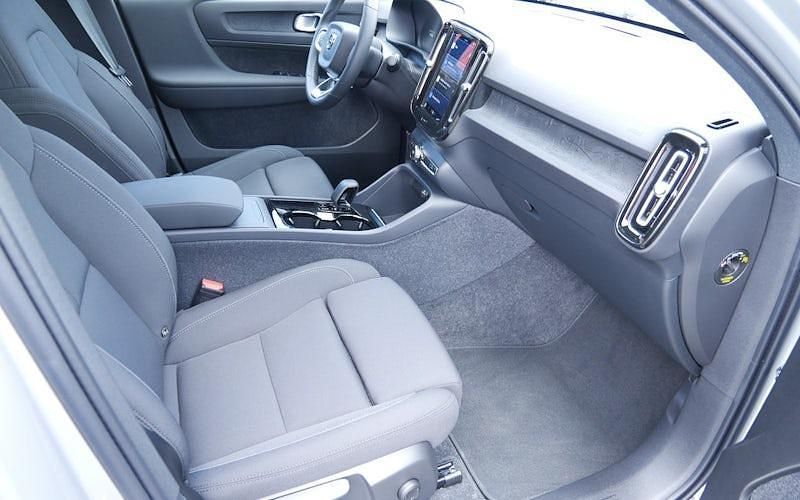 Gebraucht Volvo EC40 Plus 185 kW (252 PS) 2024 Vapour grey SUV