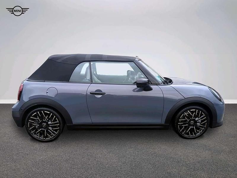 Gebraucht Mini Cooper S Cabriolet Favoured 204 PS (150 kW) 2024 Grau Cabrio