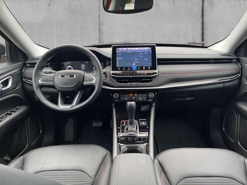 Gebraucht Jeep Compass Altitude 131 PS (96 kW) 2023 Vr176) (rot SUV