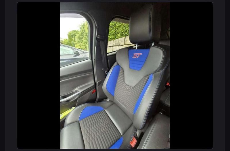 Usata Ford Focus ST 250 CV (183 kW) 2017 Berlina