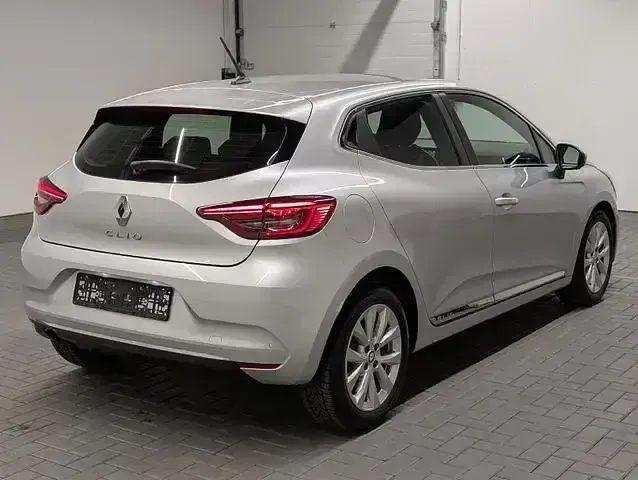 Gebraucht Renault Clio Intens 91 PS (66 kW) 2022 Platingrau met. Kleinwagen