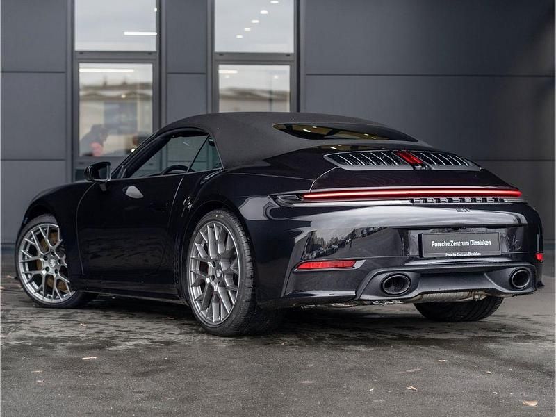 Neu Porsche 992 480 PS (353 kW) 2025 Schwarz Cabrio