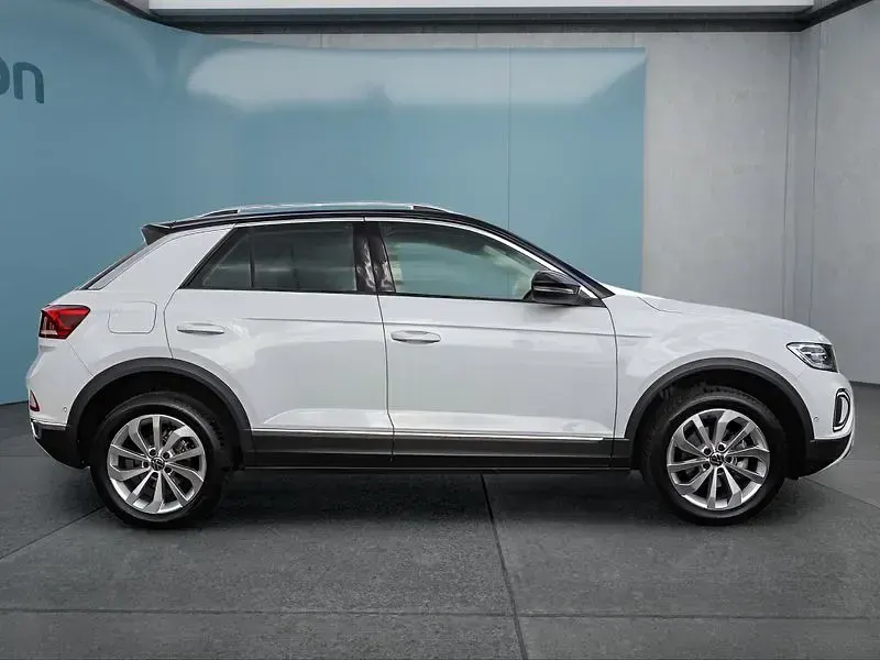 Gebraucht VW T-Roc 150 PS (110 kW) 2024 Weiß SUV