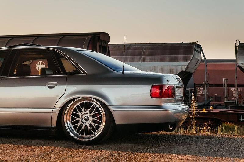 Gebraucht Audi A8 299 PS (219 kW) 1999 Silber Limousine