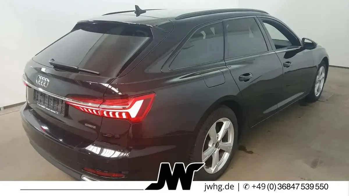 Gebraucht Audi A6 299 PS (219 kW) 2023 Brillantschwarz Kombi