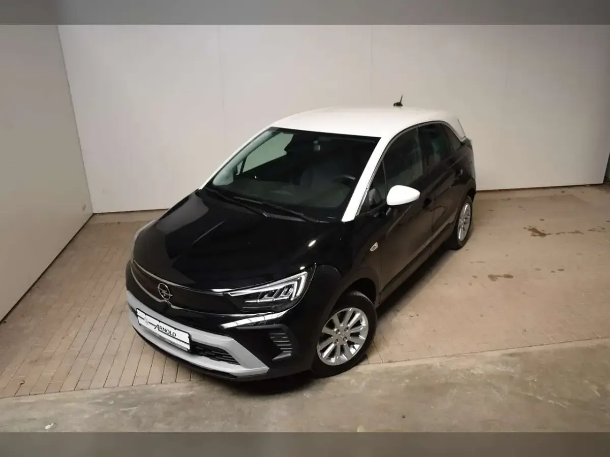 Gebraucht Opel Crossland Elegance 110 PS (80 kW) 2022 Diamant schwarz / weiß SUV
