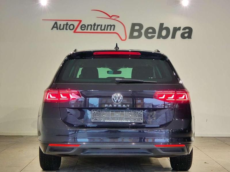 Gebraucht VW Passat Business 150 PS (110 kW) 2023 Deep black Kombi