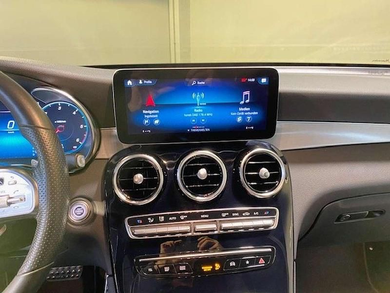 Gebraucht Mercedes GLC300 AMG 245 PS (180 kW) 2020 Blau SUV