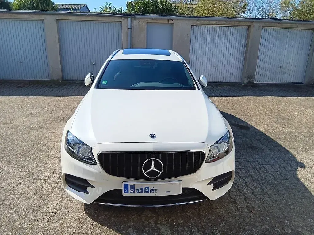 Gebraucht Mercedes 250 211 PS (155 kW) 2017 Weiß Kombi