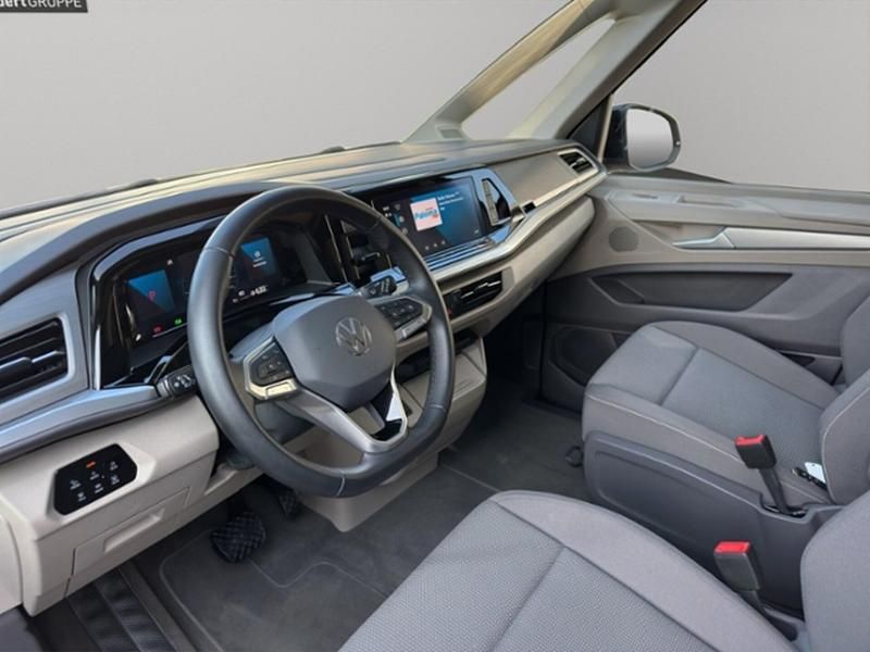 Second-hand VW Multivan Life 150 CP (110 kW) 2024 Monovolum