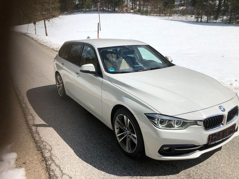 Gebraucht BMW 320 Sport Line 190 PS (139 kW) 2016 Weiß Kombi