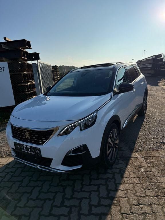 Gebraucht Peugeot 5008 Allure 131 PS (96 kW) 2020 Silber SUV