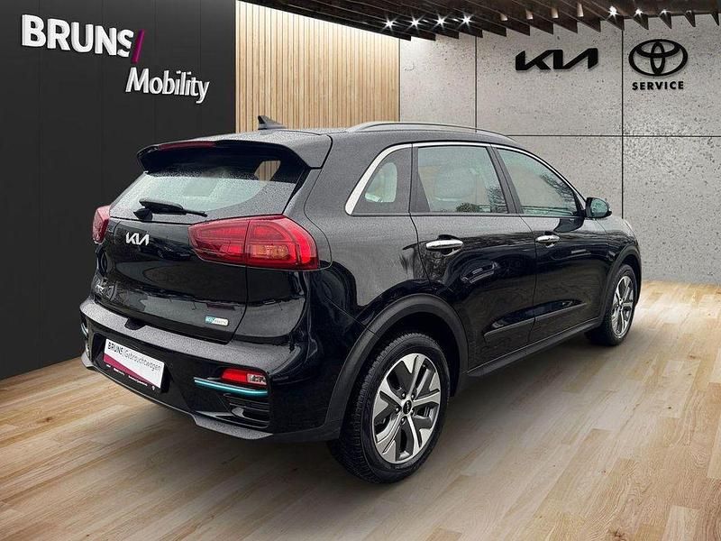 Gebraucht Kia e-Niro Vision 150 kW (204 PS) 2022 Schwarz SUV