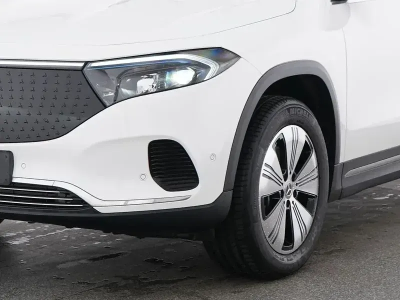 Używany Mercedes EQA350 Progressive 214 kW (292 KM) 2025 Biały SUV