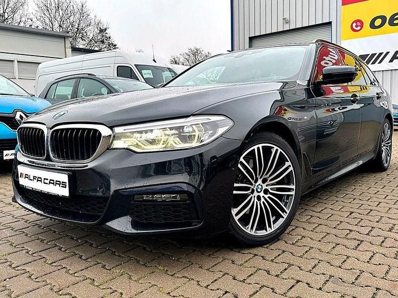 Schwarz Gebraucht 2019 BMW 520 M Sport Kombi | 25.949 € (Fairer Preis) - Bild 1/4