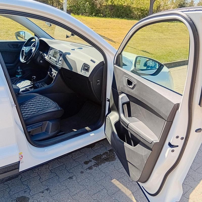 Usata Seat Ateca 115 CV (84 kW) 2017 Bianco SUV