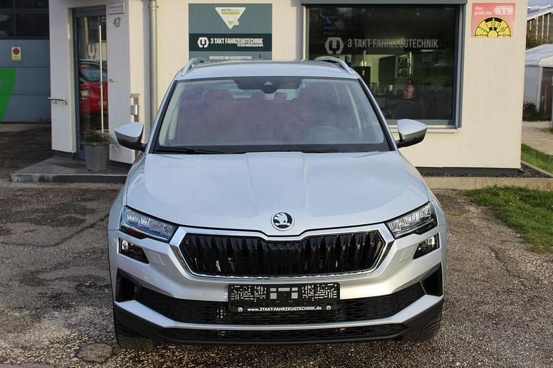 Gebraucht Skoda Karoq Drive 150 PS (110 kW) 2025 Silber SUV