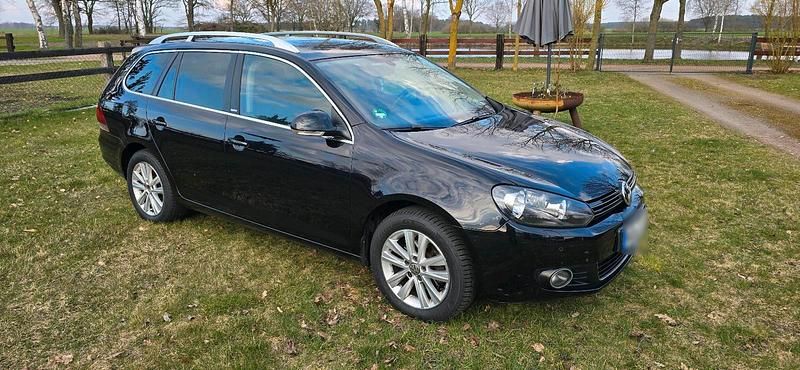 Gebraucht VW Golf VI Edition 105 PS (77 kW) 2011 Schwarz Kleinwagen