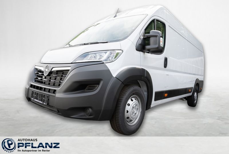 Weiss Gebraucht 2024 Opel Movano Van | 32.950 € (Etwas zu teuer) - Bild 1/4