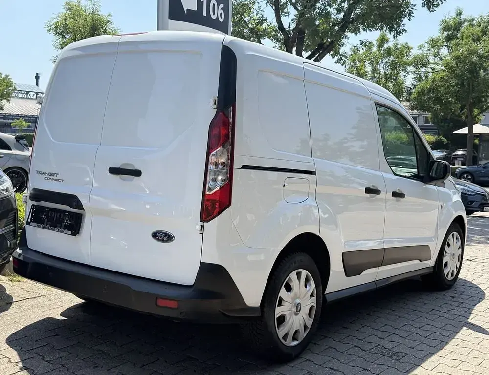 Gebraucht Ford Transit Connect 101 PS (74 kW) 2022 Frostweiã Van / Kleinbus