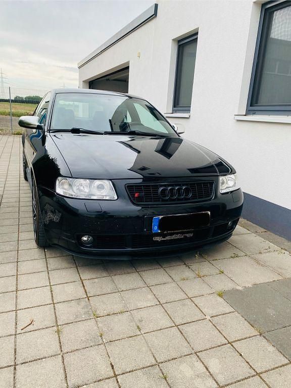 Schwarz Gebraucht 2001 Audi S3 Sport Limousine | 7.780 € (Fairer Preis) - Bild 1/4