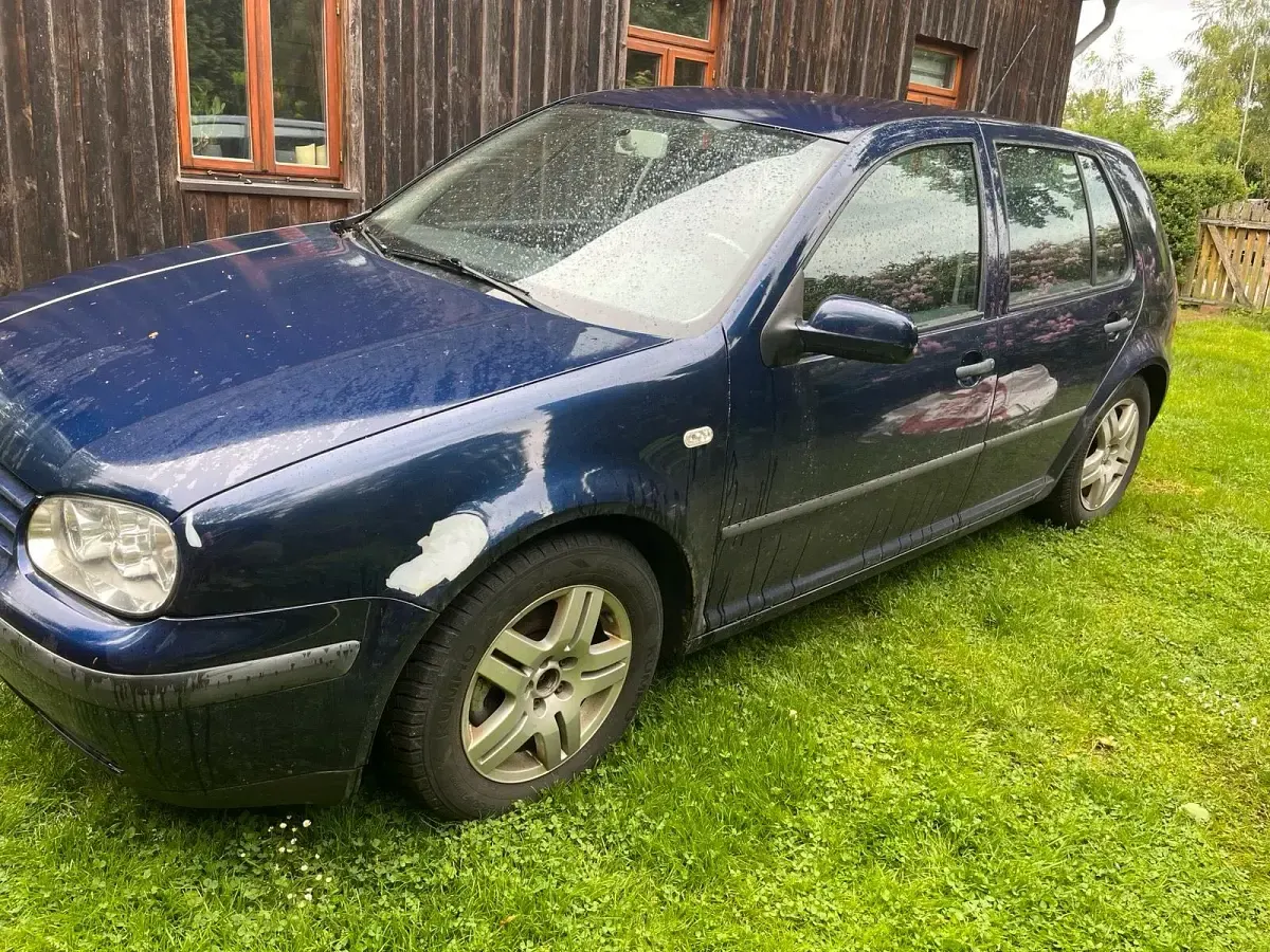 Gebraucht VW Golf IV 90 PS (66 kW) 2001 Blau Kleinwagen
