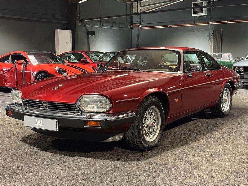Używany Jaguar XJS 281 KM (206 kW) 1992 Czerwony