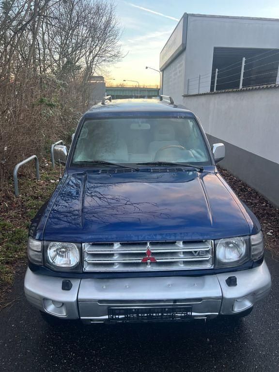Gebraucht Mitsubishi Pajero 194 PS (142 kW) 1998 Blau SUV