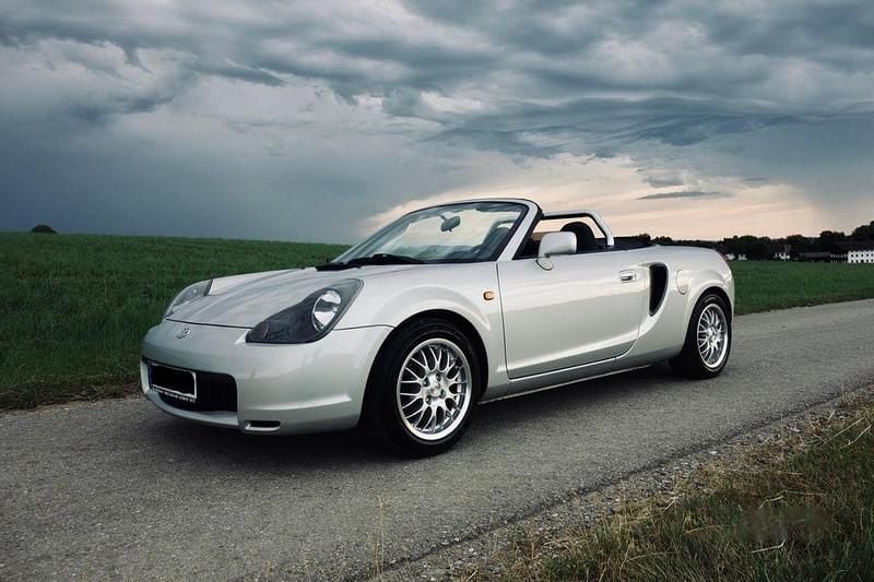 Silber Gebraucht 2000 Toyota MR2 Cabrio | 6.449 € (Superpreis) - Bild 1/4