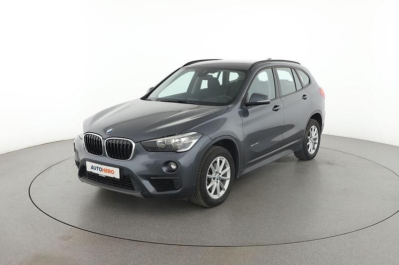 Grau Gebraucht 2017 BMW X1 Advantage SUV | 19.830 € (Guter Preis) - Bild 1/3