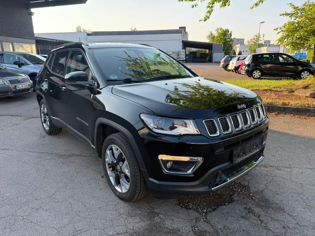 Usata Jeep Compass Limited 170 CV (125 kW) 2018 Nero SUV