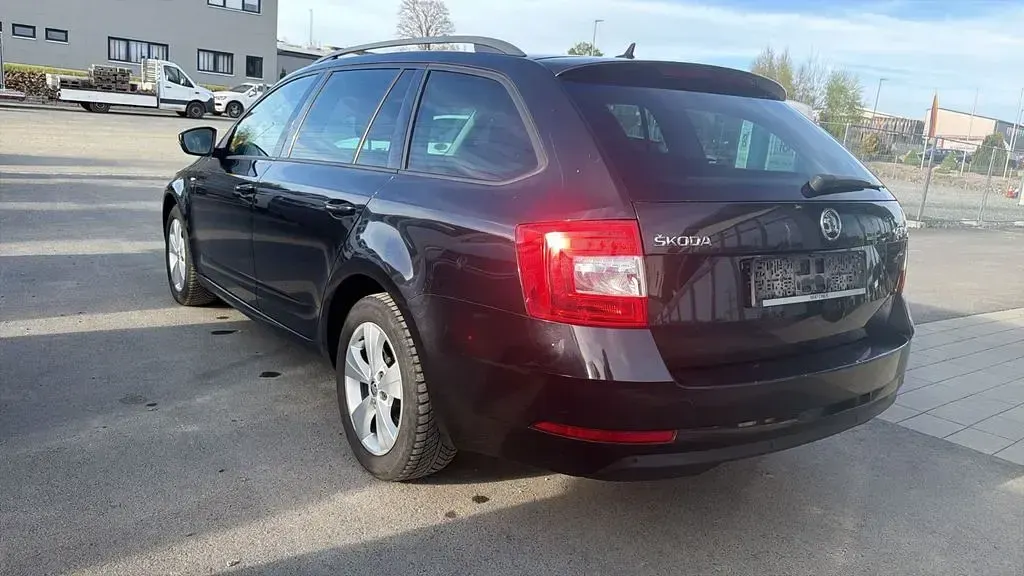 Gebraucht Skoda Octavia 116 PS (85 kW) 2019 Schwarz Kombi