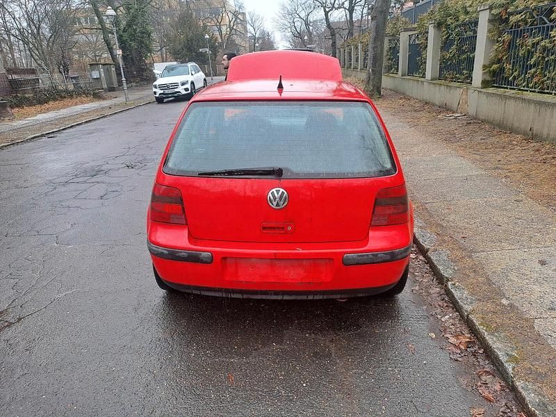 Gebraucht VW Golf IV 100 PS (73 kW) 1998 Rot Kleinwagen