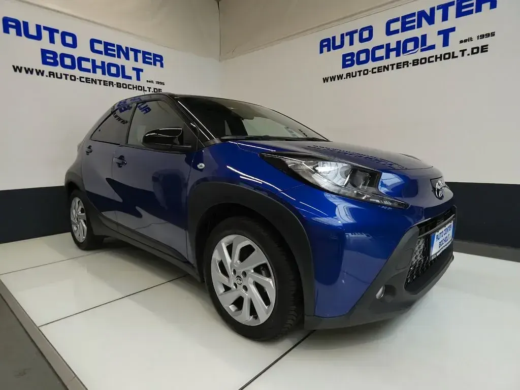 Gebraucht Toyota Aygo X Pulse 72 PS (52 kW) 2022 Blau SUV