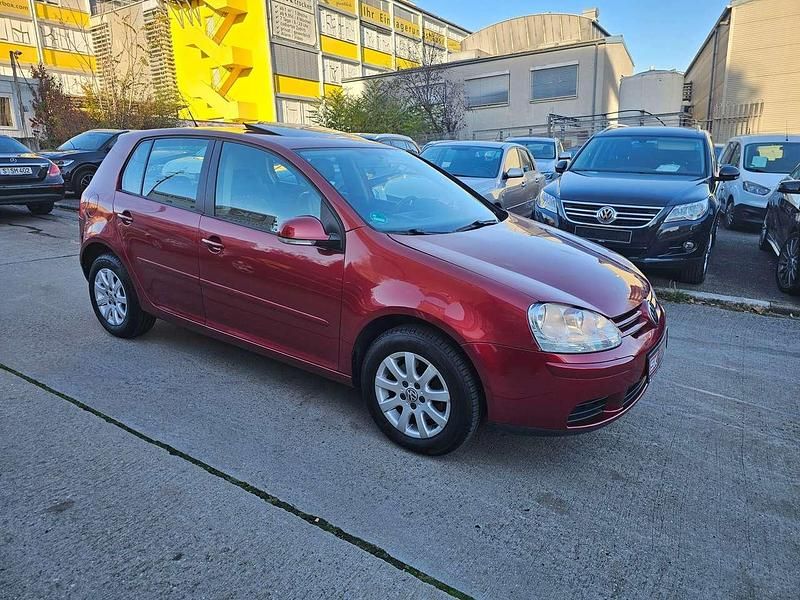 Gebraucht VW Golf V Comfortline 150 PS (110 kW) 2007 Sunsetred Kleinwagen