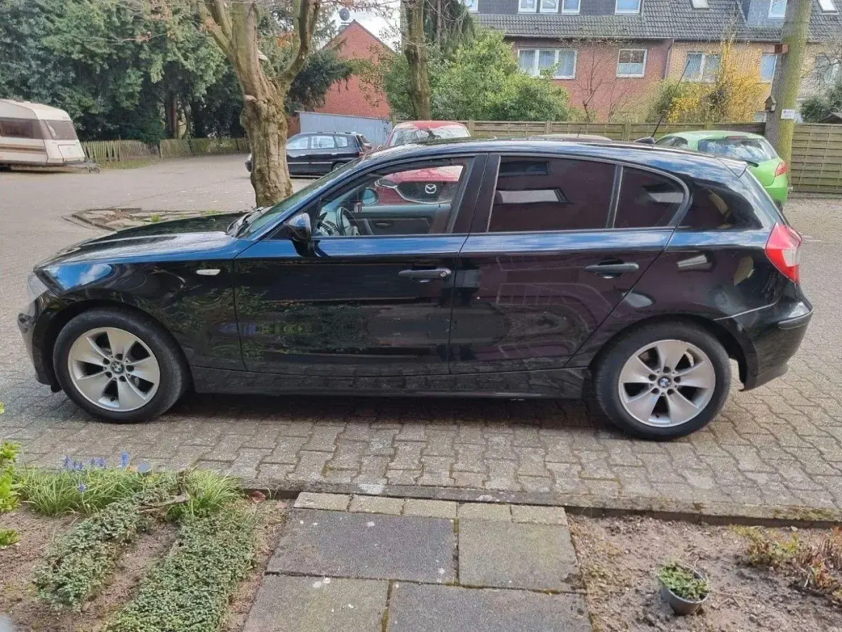 Gebraucht BMW 118 142 PS (104 kW) 2004 Schwarz Kleinwagen